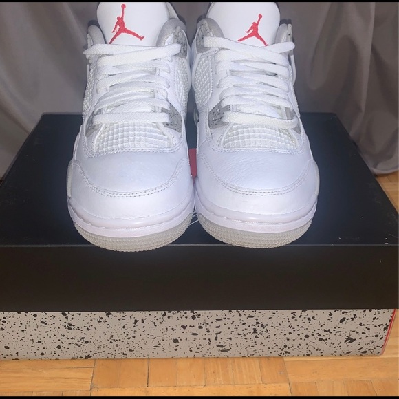 COPY - Jordan 4 - Picture 6 of 6